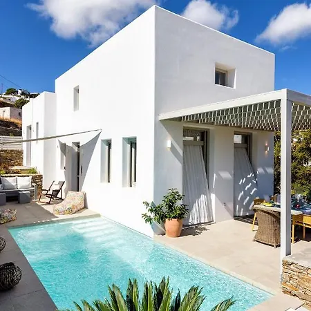 Villa Sweet Path